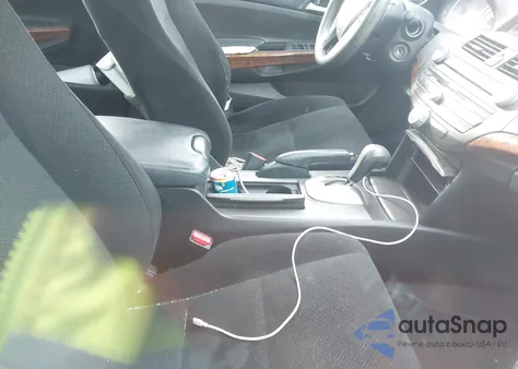 2011 Honda Accord 2.4 Ex из США, поврежденный, VIN 1HGCP2F7XBA067955